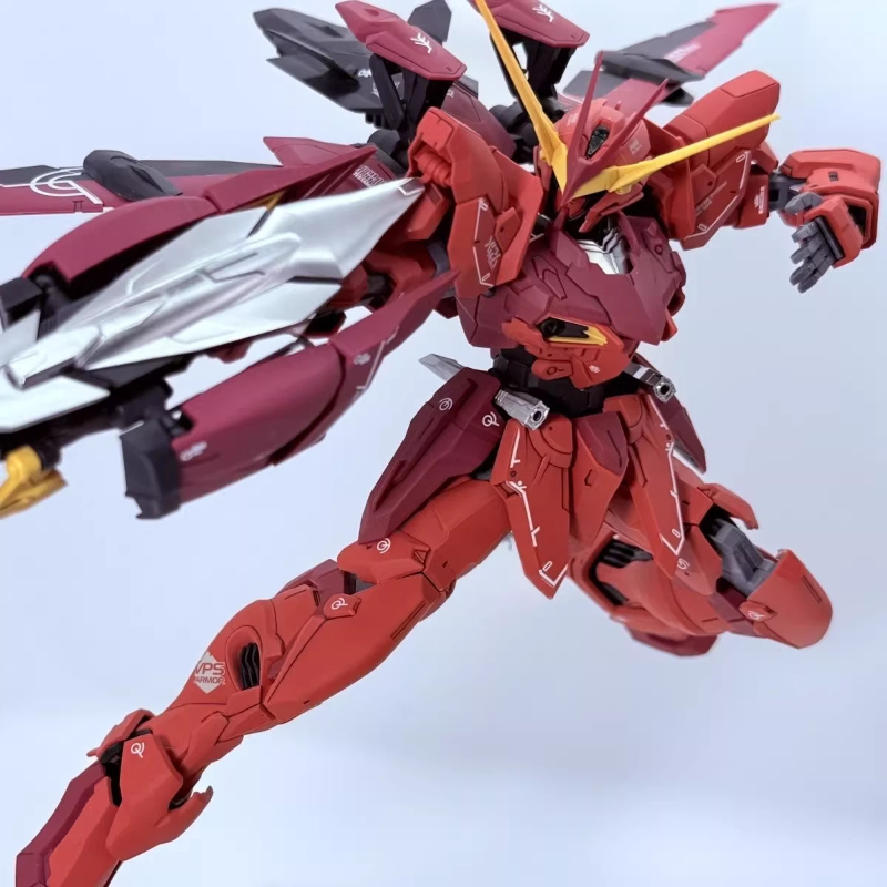 MG RGX-00 1/100 Weiß & Rot Tes – Model Kit Code Geass Bewertung und Preis